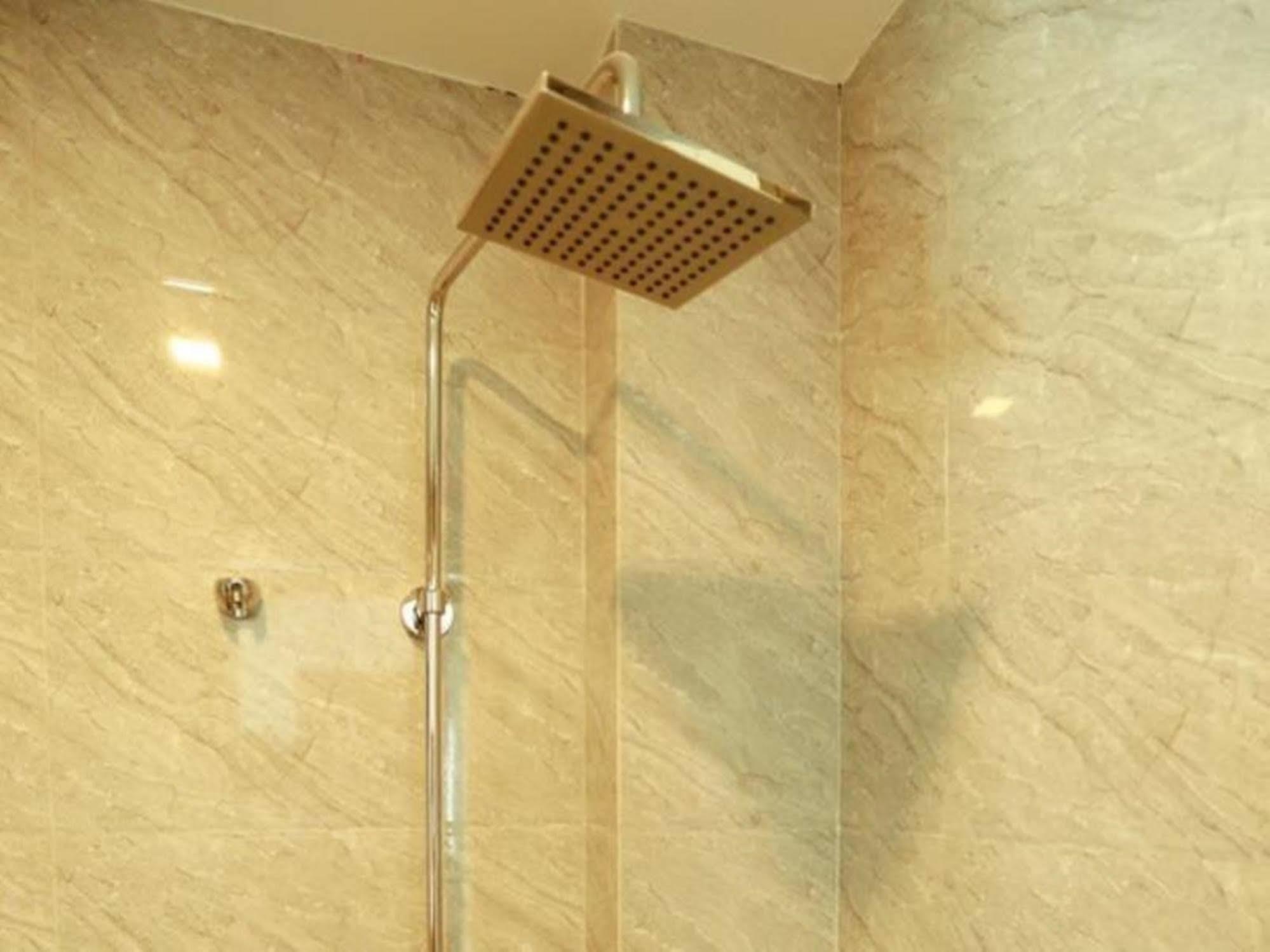 Xuan Hung Hotel Дананг Екстериор снимка