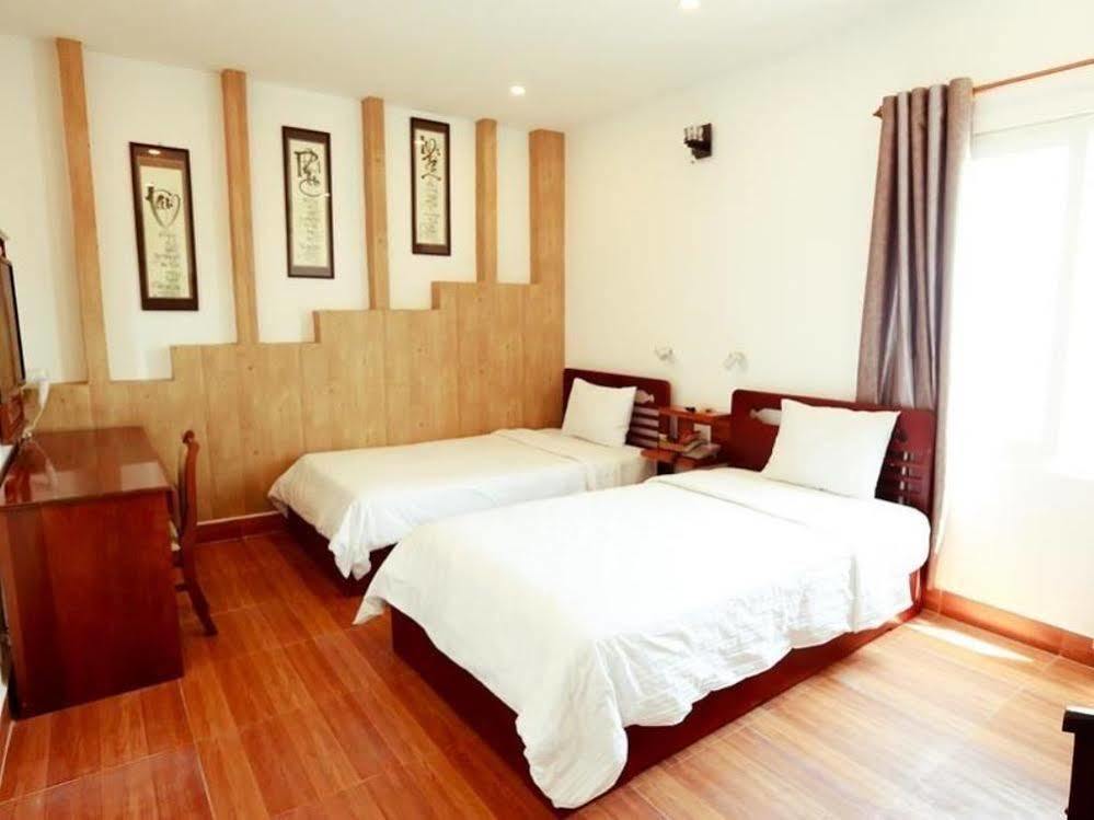 Xuan Hung Hotel Дананг Екстериор снимка
