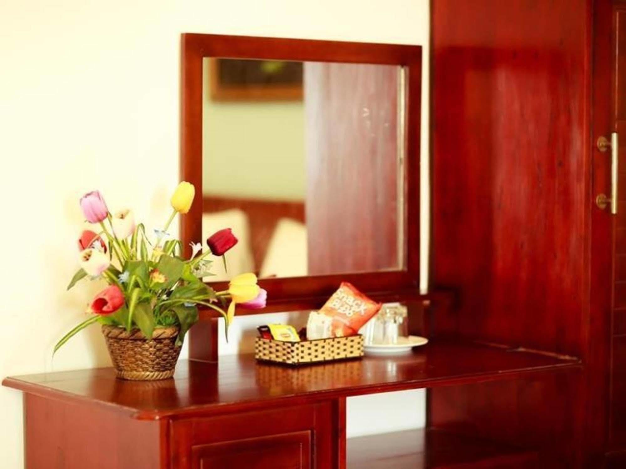 Xuan Hung Hotel Дананг Екстериор снимка